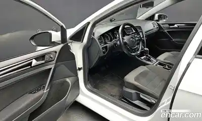 Volkswagen Golf 2015 2.0 гидро в Москве № 232224, миниатюра 11