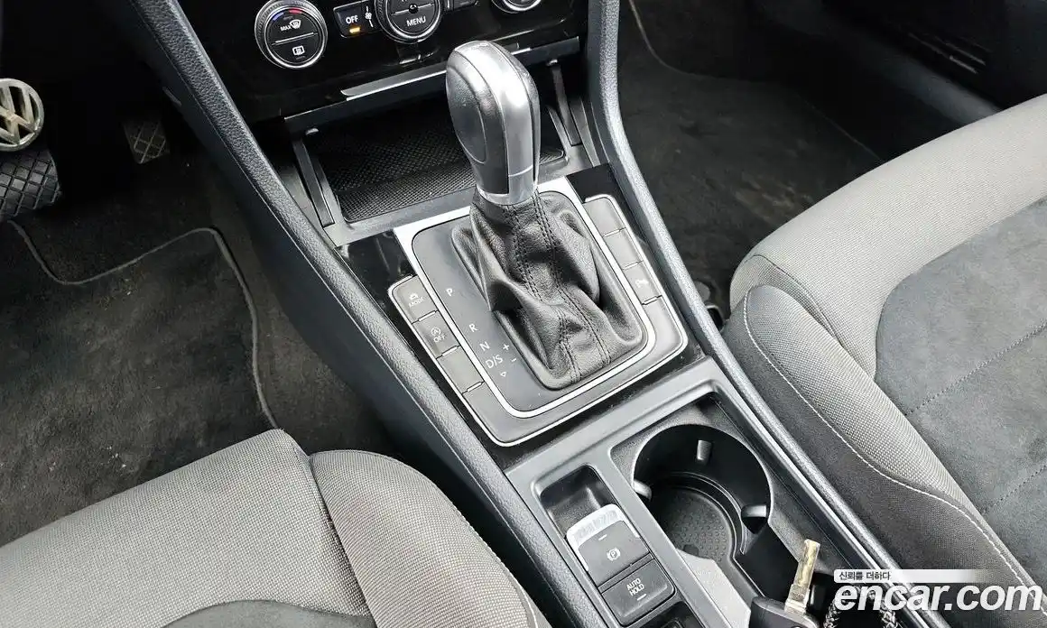Volkswagen Golf 2015 2.0 гидро в Москве № 232224, фото 9