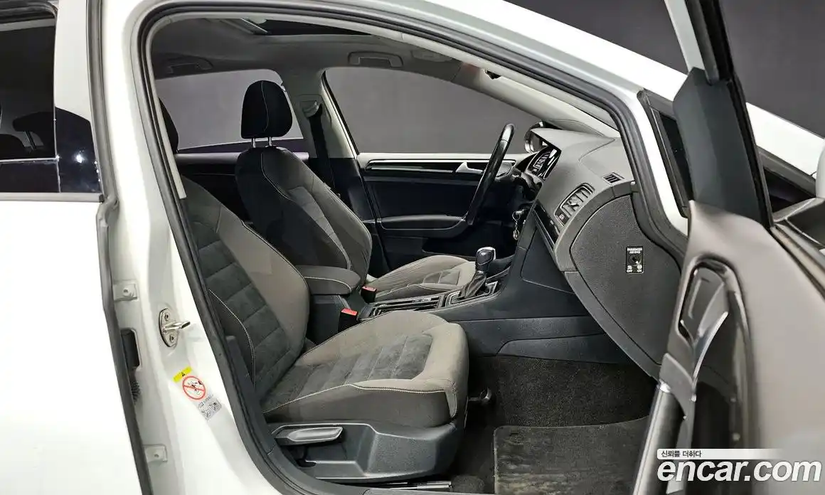 Volkswagen Golf 2015 2.0 гидро в Москве № 232224, фото 10
