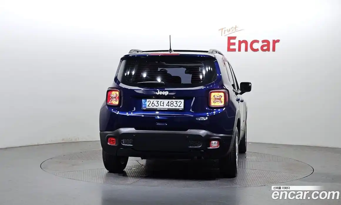 Jeep Renegade 2021 2.4 гидро в Москве № 232280, фото 4
