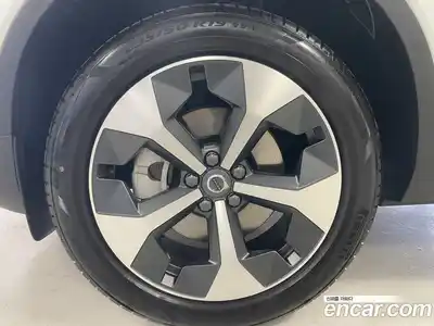 Volvo XC40 2025 2.0 гидро в Москве № 251296, миниатюра 5