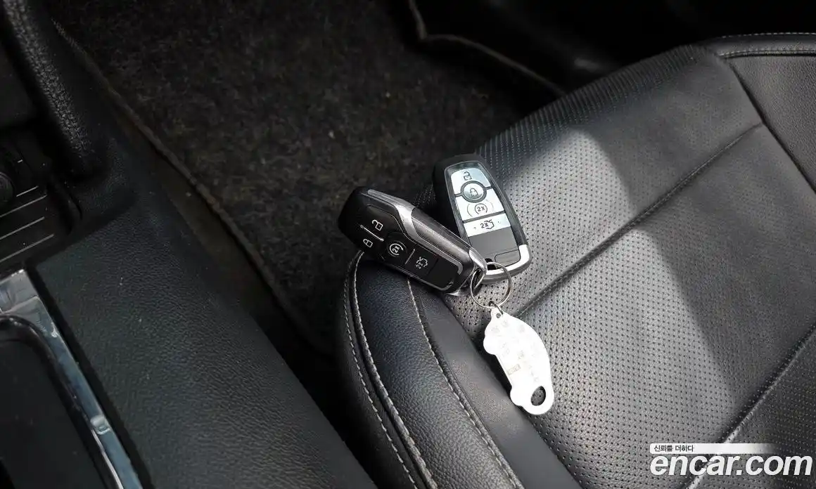 Ford Mustang 2015 2.3 гидро в Москве № 255680, фото 20