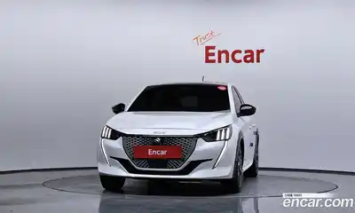 Peugeot 208 2021 0.1 гидро в Москве № 258172, миниатюра 3