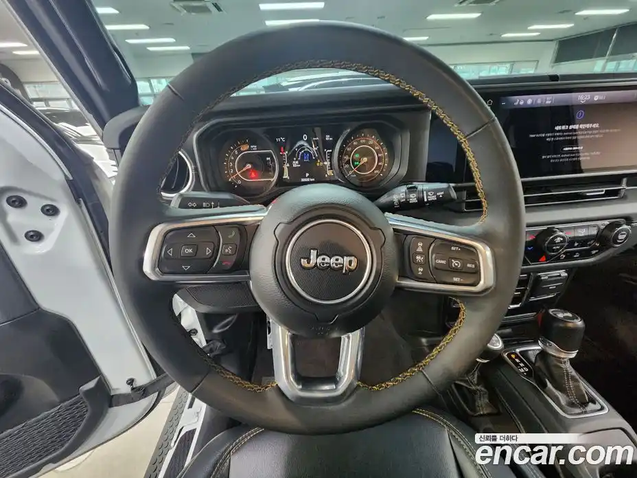 Jeep Wrangler 2024 2.0 гидро в Москве № 279090, фото 8