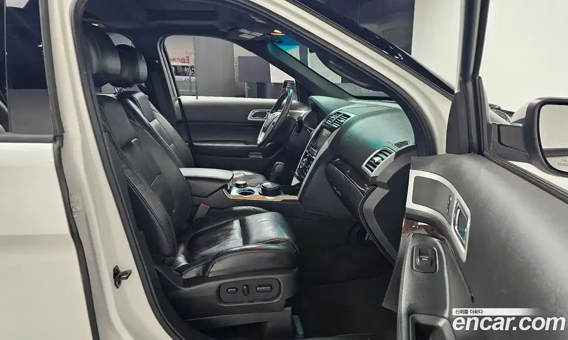 Ford Explorer 2013 3.5 гидро в Москве № 281357, фото 10