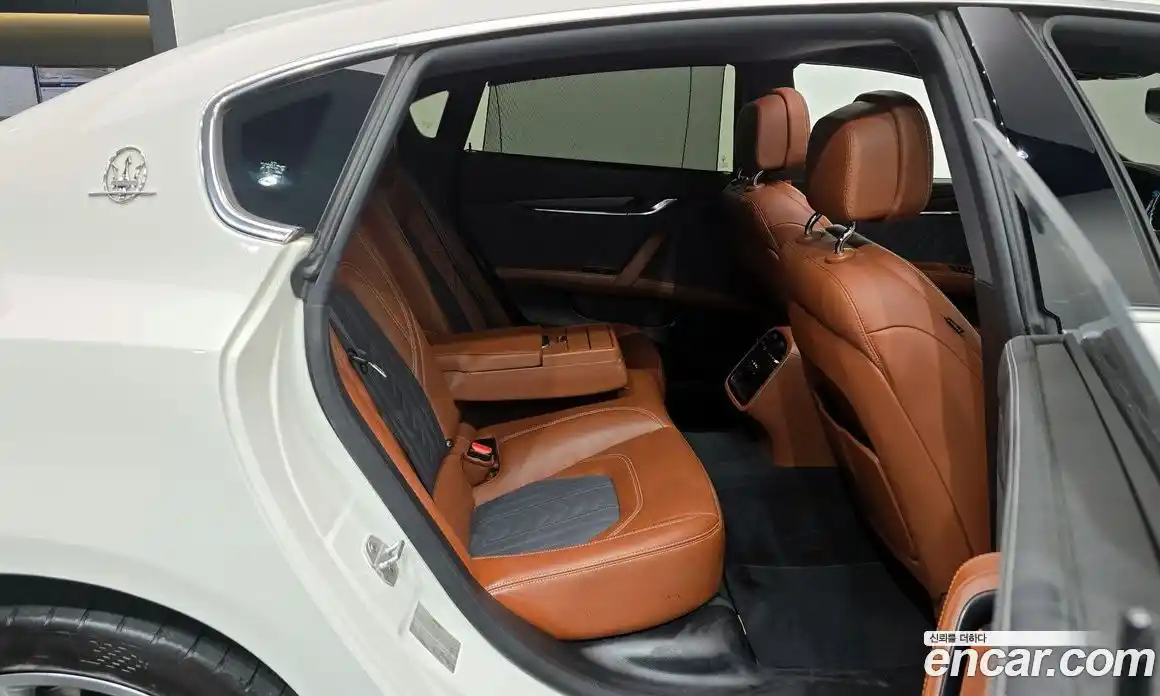 Maserati Quattroporte 2017 3.0 гидро в Москве № 282667, фото 12