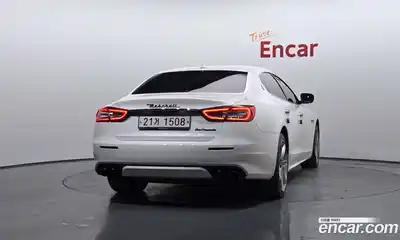 Maserati Quattroporte 2017 3.0 гидро в Москве № 282667, миниатюра 4