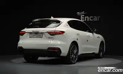Maserati Levante 2020 3.8 гидро в Москве № 282811, миниатюра 2