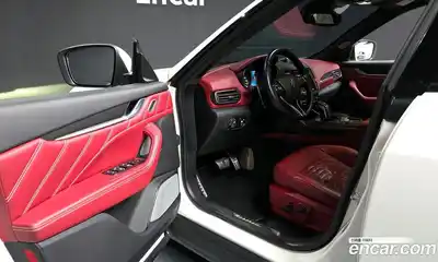 Maserati Levante 2020 3.8 гидро в Москве № 282811, миниатюра 10