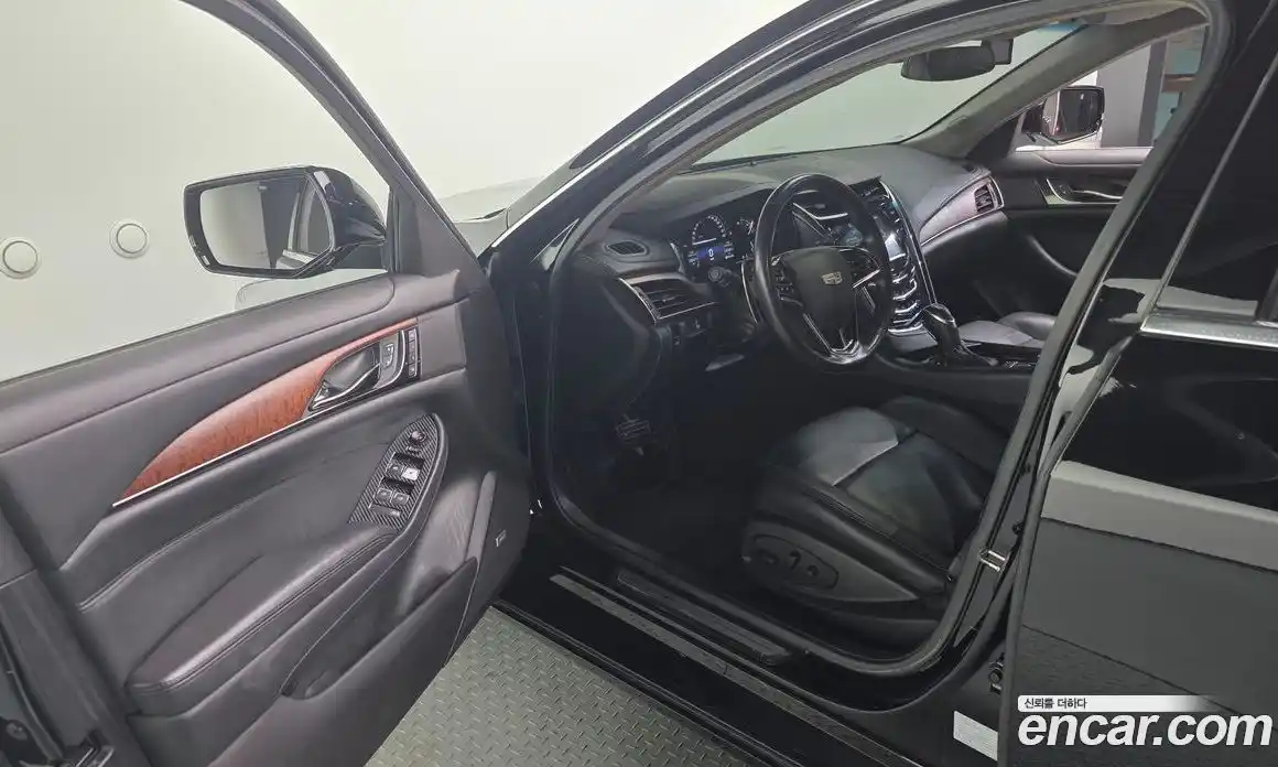Cadillac CTS 2017 2.0 гидро в Москве № 285590, фото 10