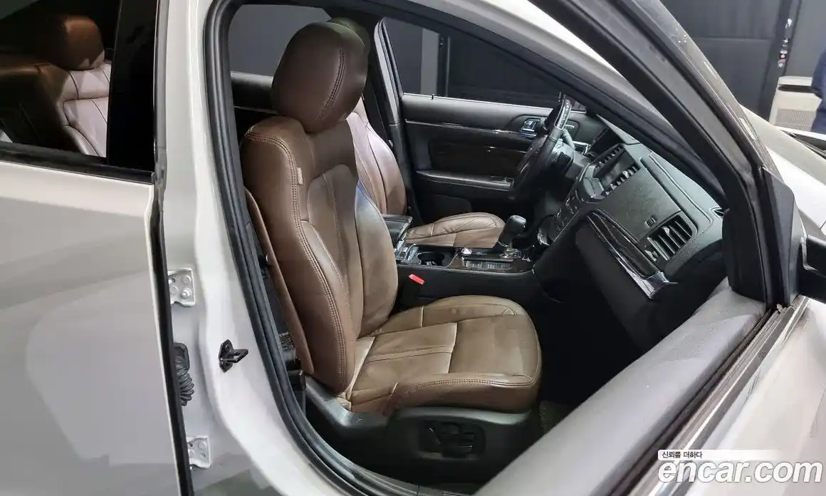 Lincoln MKS 2014 3.7 гидро в Москве № 286759, фото 12