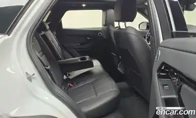 Land Rover Range-Rover Evoque 2024 2.0 гидро в Москве № 297969, миниатюра 12