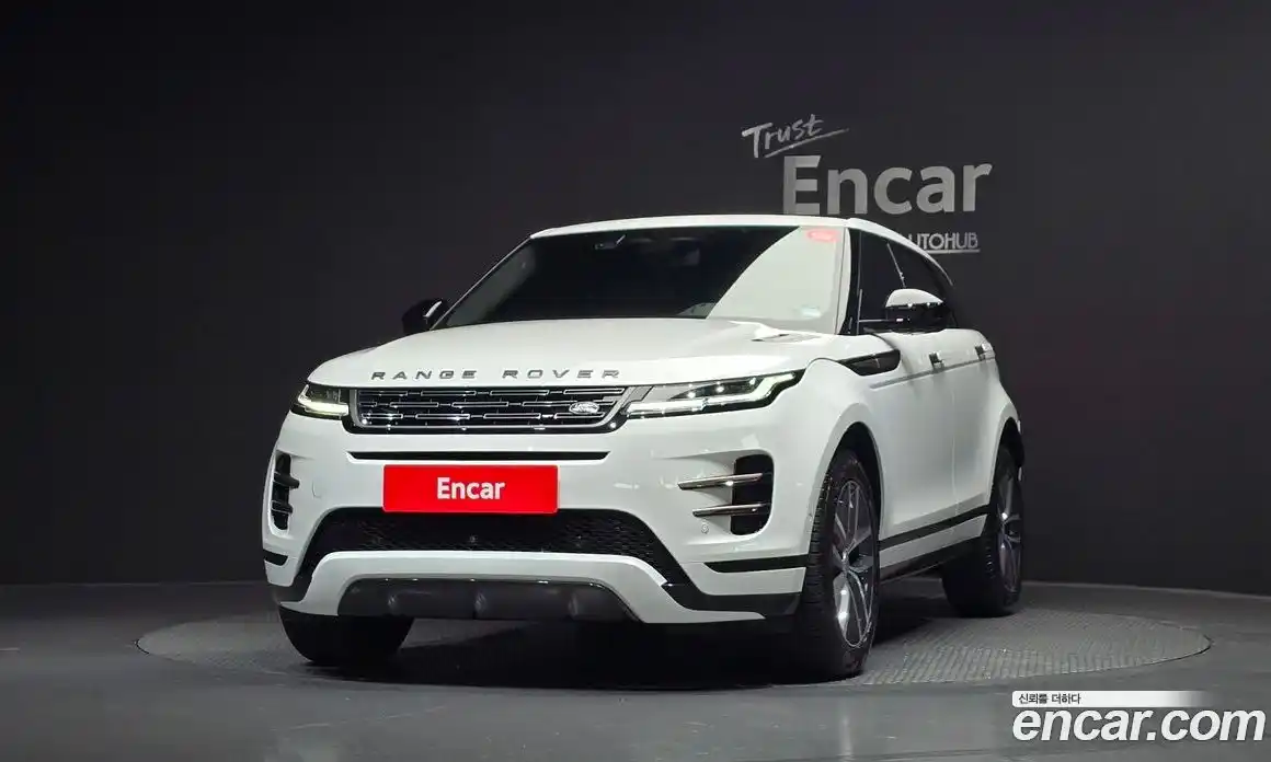 Land Rover Range-Rover Evoque 2024 2.0 гидро в Москве № 297969, фото 3