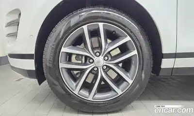 Land Rover Range-Rover Evoque 2024 2.0 гидро в Москве № 297969, миниатюра 5