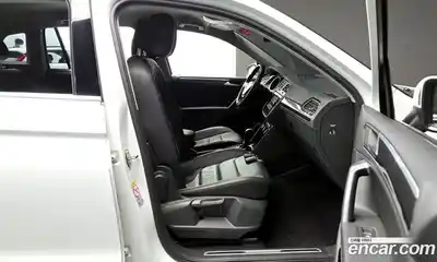 Volkswagen Tiguan 2020 2.0 гидро в Москве № 301313, миниатюра 11