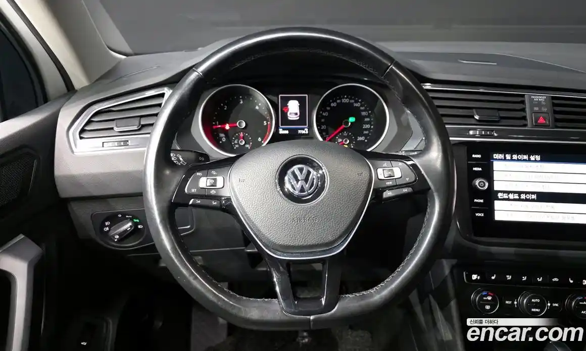 Volkswagen Tiguan 2020 2.0 гидро в Москве № 301313, фото 13