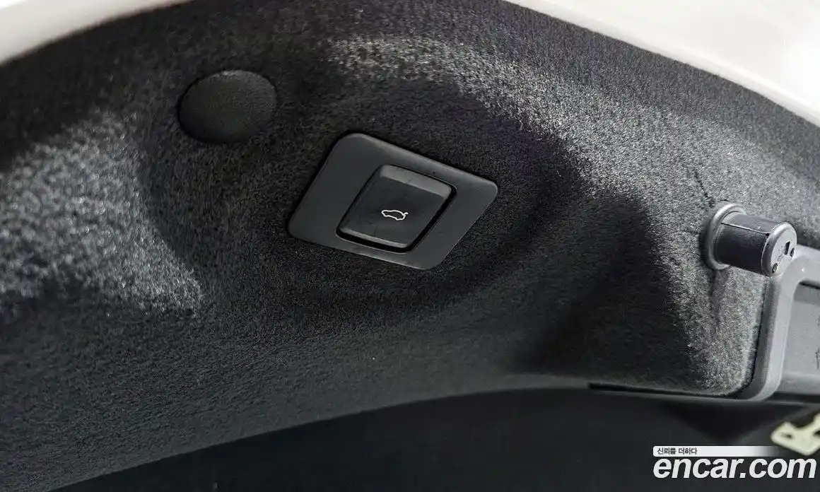 Lincoln MKZ 2017 2.0 гидро в Москве № 304225, фото 20