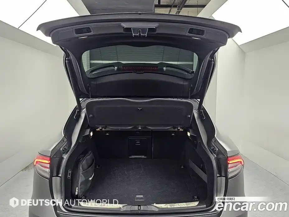 Maserati Levante 2019 3.8 гидро в Москве № 331059, фото 19