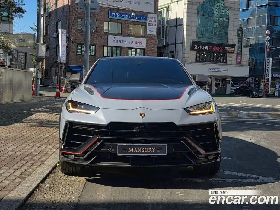 Lamborghini Urus 2023 4.0 гидро в Москве № 336538, фото 3