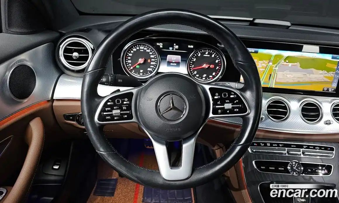 Mercedes-Benz E-Class 2020 2.0 гидро, фото 14