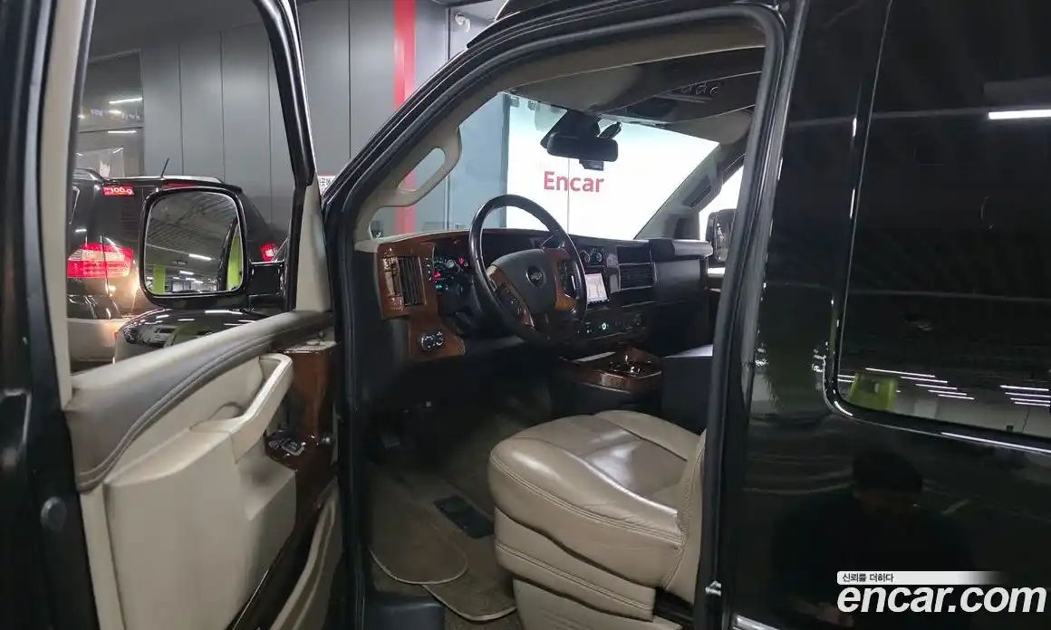 Chevrolet Express Van 2019 6.0 гидро в Москве № 346609, фото 10