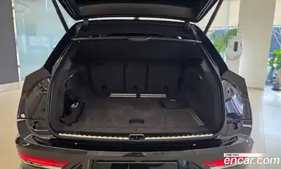 Bentley Bentayga 2025 4.0 гидро в Москве № 366389, миниатюра 5