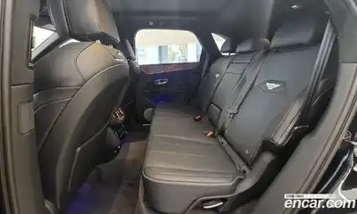 Bentley Bentayga 2025 4.0 гидро в Москве № 366389, миниатюра 6