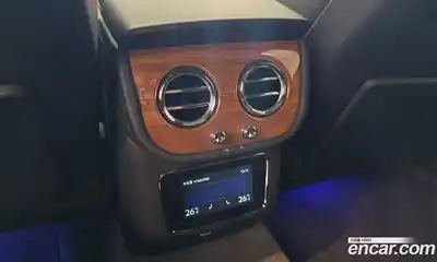Bentley Bentayga 2025 4.0 гидро в Москве № 366389, миниатюра 7