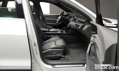 Audi e-tron 2021 0.2 гидро в Москве № 468908, миниатюра 11