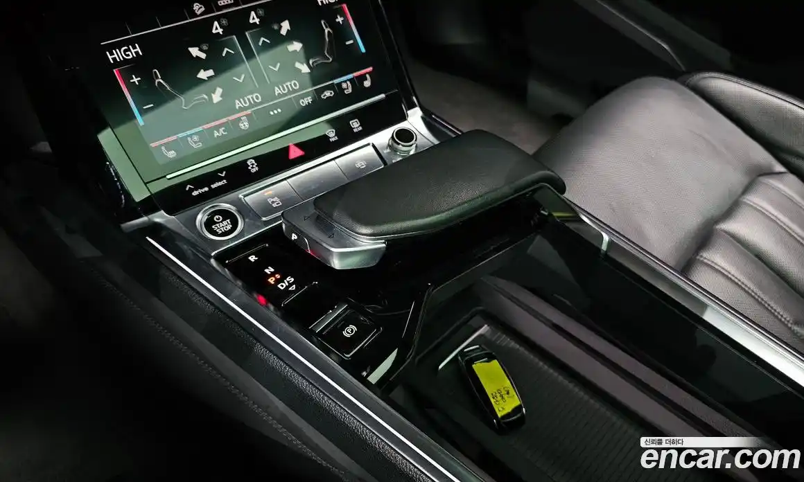 Audi e-tron 2021 0.2 гидро в Москве № 468908, фото 9