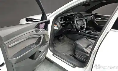 Audi e-tron 2021 0.2 гидро в Москве № 468908, миниатюра 10