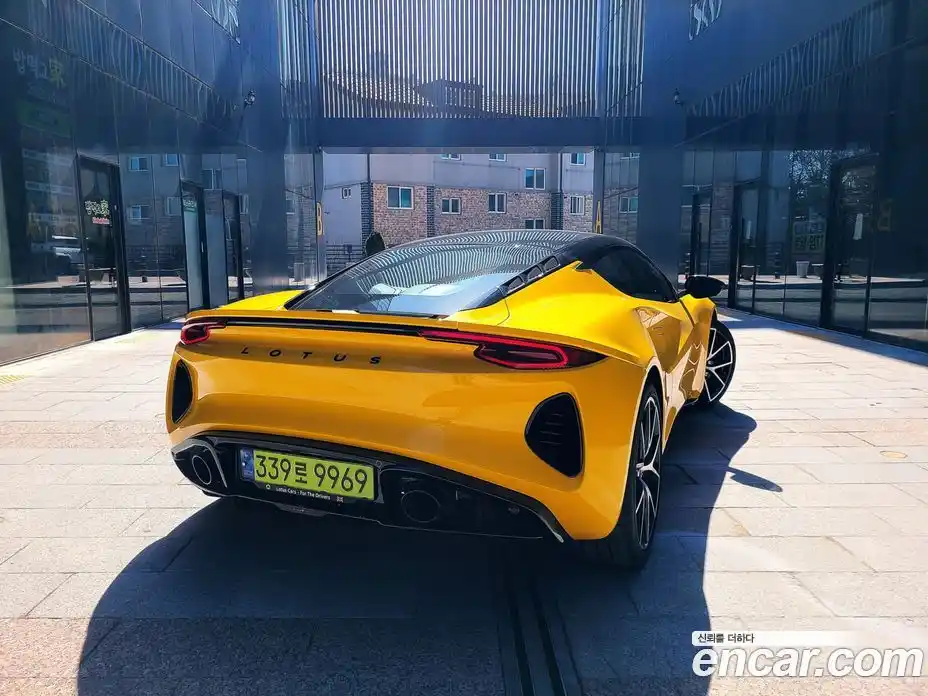 Lotus Emira 2024 2.0 гидро в Москве № 474984, фото 3