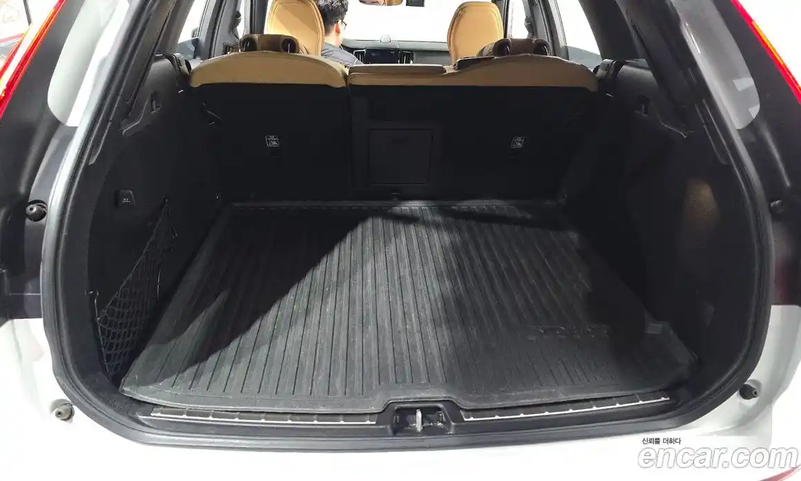 Volvo XC60 2019 2.0 гидро в Москве № 545185, фото 20