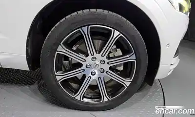 Volvo XC60 2019 2.0 гидро в Москве № 545185, миниатюра 5