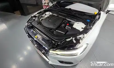 Volvo XC60 2019 2.0 гидро в Москве № 545185, миниатюра 6