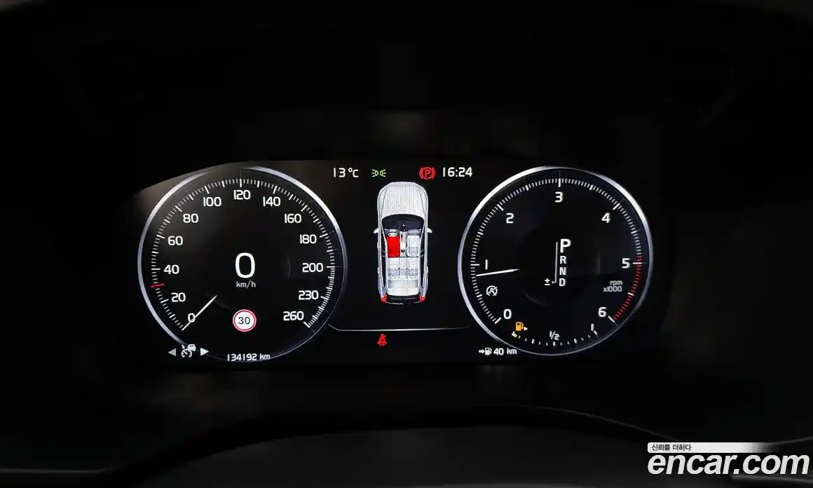 Volvo XC60 2019 2.0 гидро в Москве № 545185, фото 8