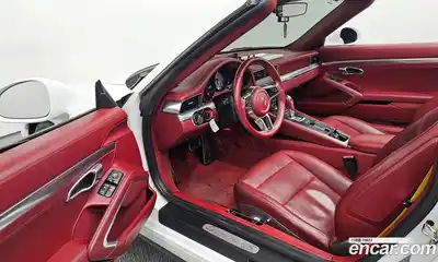 Porsche 911 2018 3.0 гидро в Москве № 545664, миниатюра 10