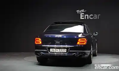 Bentley Flying Spur 2022 4.0 гидро в Москве № 585780, миниатюра 4