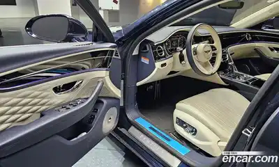 Bentley Flying Spur 2022 4.0 гидро в Москве № 585780, миниатюра 7