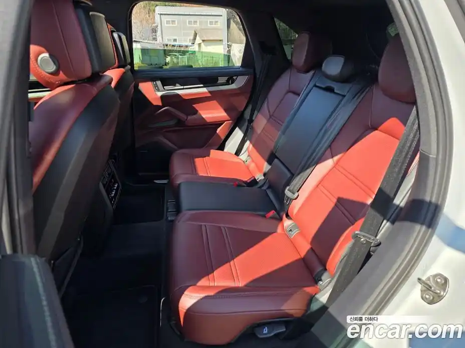Porsche Cayenne 2025 3.0 гидро в Москве № 626616, фото 11