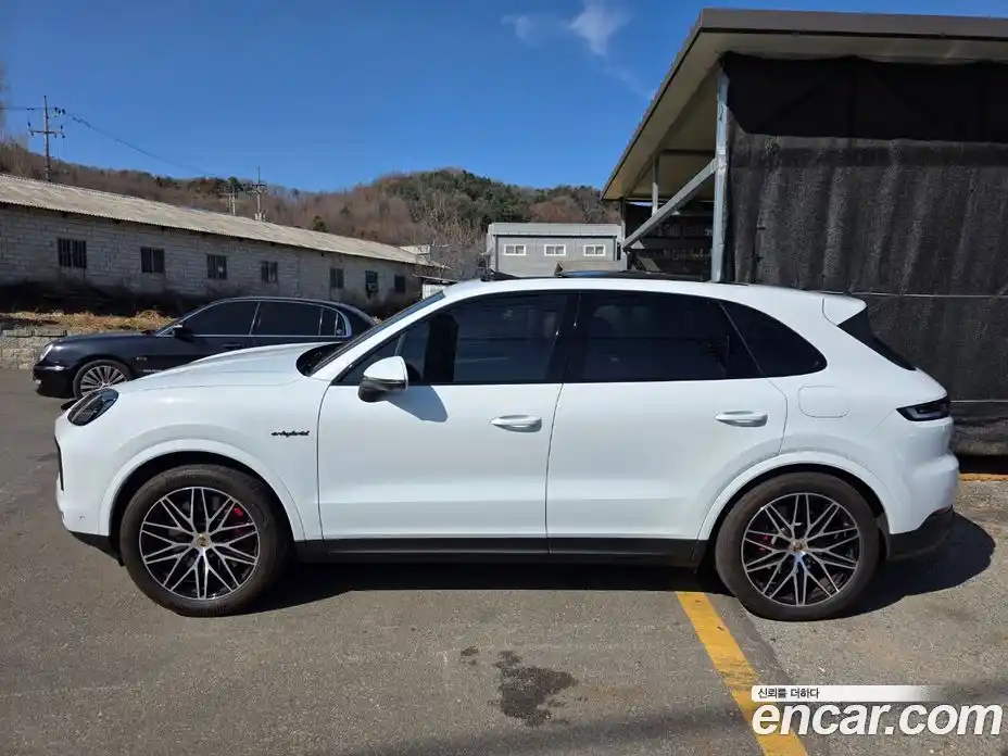 Porsche Cayenne 2025 3.0 гидро в Москве № 626616, фото 4