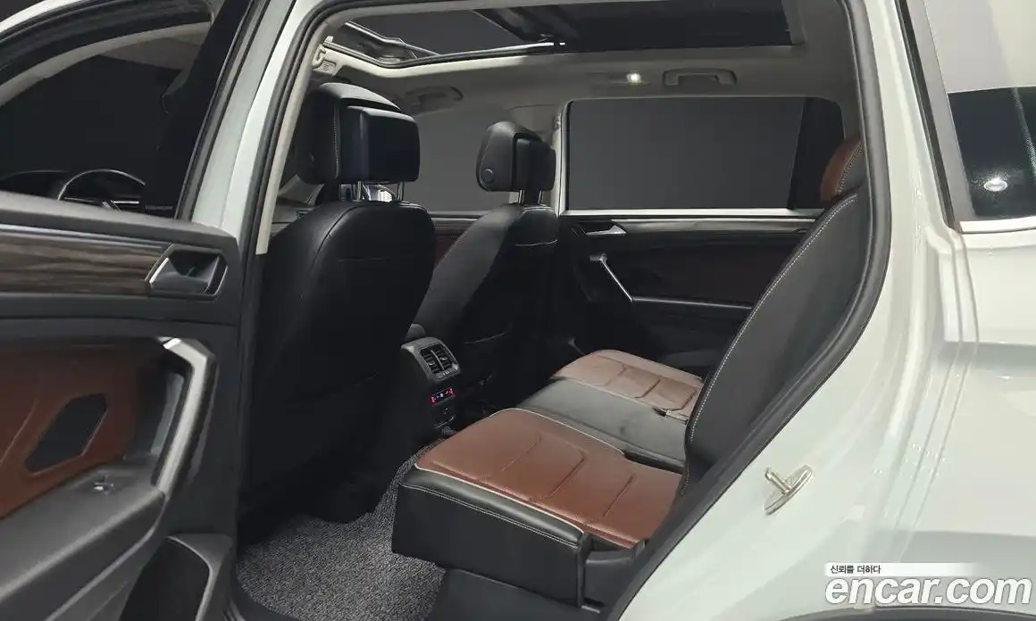 Volkswagen Tiguan 2022 2.0 гидро в Москве № 629050, фото 11