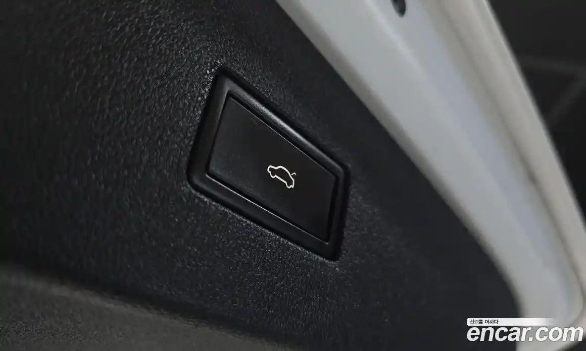 Volkswagen Tiguan 2022 2.0 гидро в Москве № 629050, фото 19