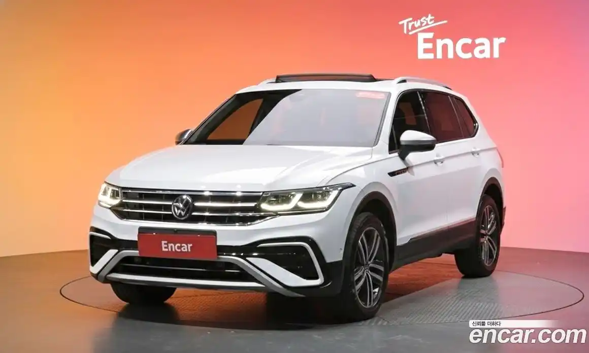 Volkswagen Tiguan 2022 2.0 гидро в Москве № 629050, фото 20