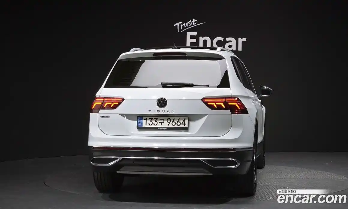 Volkswagen Tiguan 2022 2.0 гидро в Москве № 629050, фото 3