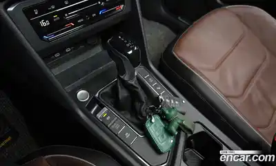 Volkswagen Tiguan 2022 2.0 гидро в Москве № 629050, миниатюра 8