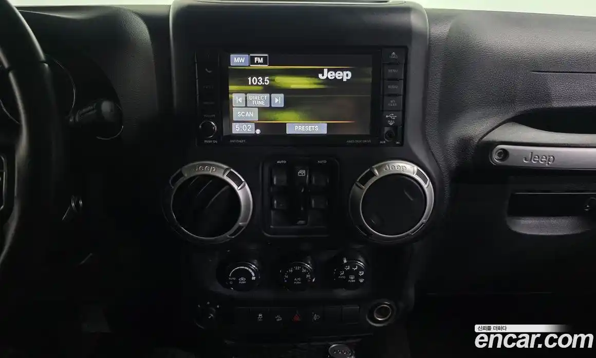 Jeep Wrangler 2016 3.6 гидро в Москве № 725348, фото 14