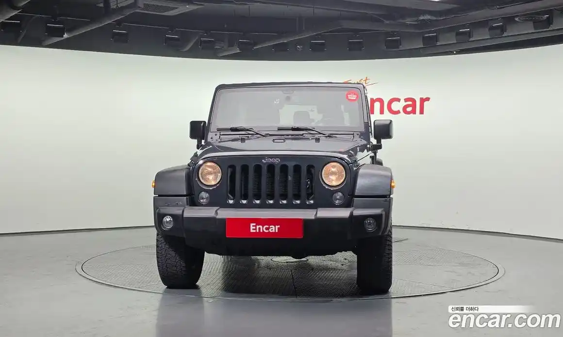 Jeep Wrangler 2016 3.6 гидро в Москве № 725348, фото 3