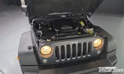 Jeep Wrangler 2016 3.6 гидро в Москве № 725348, миниатюра 6