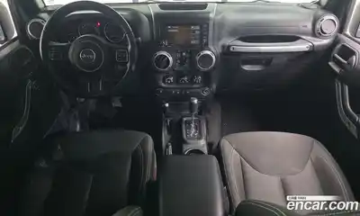 Jeep Wrangler 2016 3.6 гидро в Москве № 725348, миниатюра 7